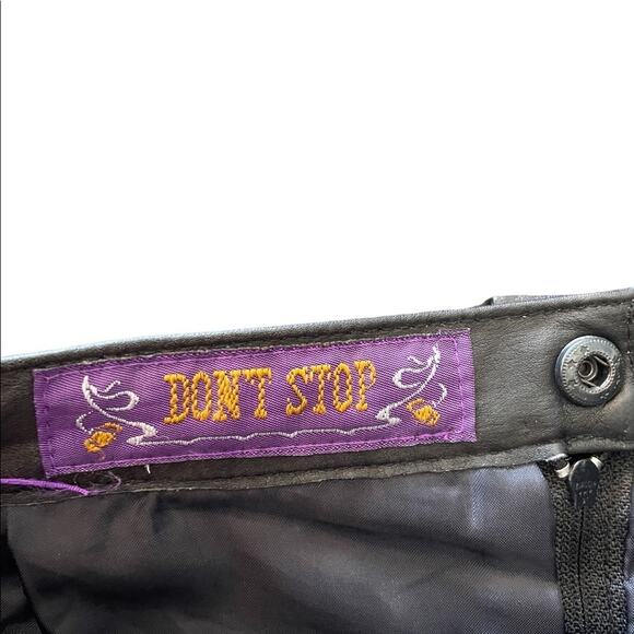 Vintage Don’t Stop Genuine Black Leather Mini Skirt size small - Picture 11 of 12